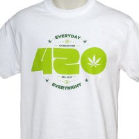420Backyard- T-Shirt - 420everyday (white)